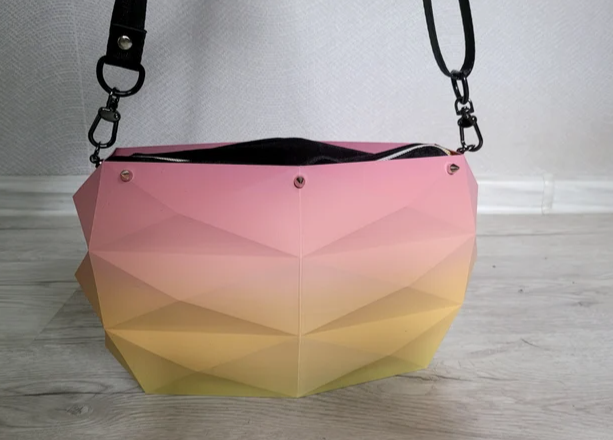 Geodesic Bag